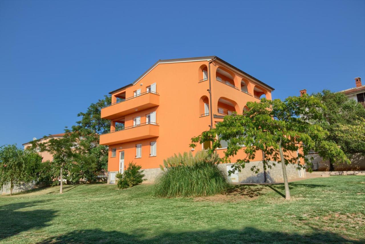 Apartments Orange Medulin Exterior foto